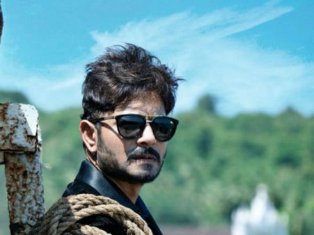 అందరూ గొర్రెలే: వైరల్ అవుతున్న కౌశల్ ఆర్మీ తిరుగుబాటు సాంగ్!