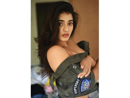 ఆకాష్ పూరితో రొమాన్స్ చేయబోతున్న ఢిల్లీ బ్యూటీ