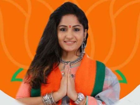 మాధవి లత పట్టుబట్టి సాధించిందిగా.. మరోసారి 'నమో'!