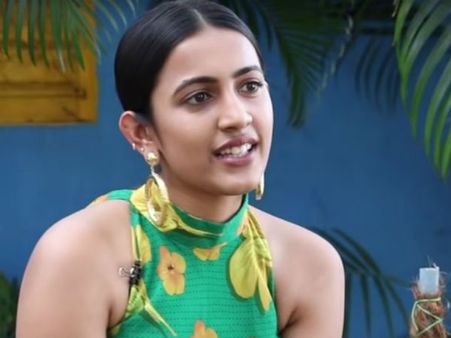 పవన్ కల్యాణ్‌కు ఇంకా చెప్పలే.. ప్రభాస్, విజయ్ దేవరకొండతో పెళ్లి రూమర్లపై నిహారిక కామెంట్