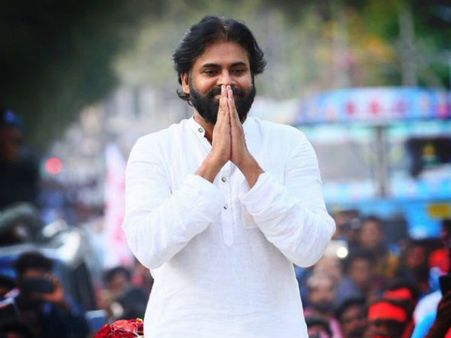 ‘‘పవన్ కళ్యాణ్‌ను దేశద్రోహి అనడాన్ని ఎవరూ సహించరు’’