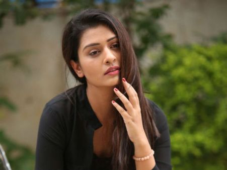 సీనియర్ హీరోను పట్టేసిన పాయల్ రాజ్‌పుత్