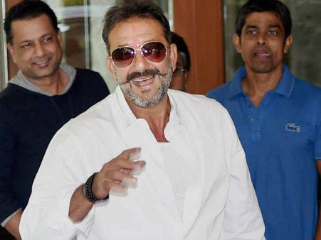 సంజయ్‌ దత్‌పై మళ్లీ రూమర్లు... క్లారిటీ ఇచ్చిన ఖల్‌నాయక్