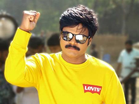 హీరో సప్తగిరిని వెంటాడిన క్రేజీ సెంటిమెంట్.. ఉగాది రోజున VKG రిలీజ్