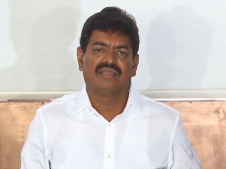 200 మంది ‘మా’ సభ్యులకు మందు కొట్టించారు.. ఈ నిజం హీరో రాజశేఖరే చెప్పాలి!