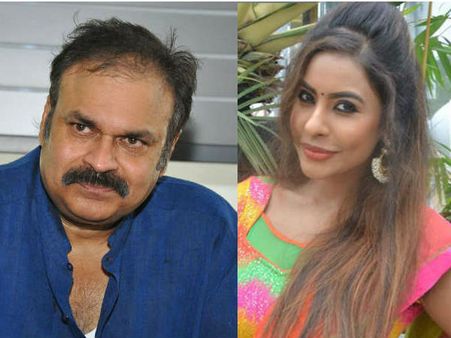 మీ తమ్ముడు సీఎం అయి ఏం పొడుస్తాడు.. ముందు నీ బిడ్డకు సంబంధాలు చూడండి.. నాగబాబుపై శ్రీరెడ్డి ఫైర్!