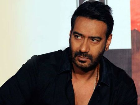 ఒక్కడిని చేసి ఆడుకుంటున్నారు.. ఇక నాచేతుల్లో ఏమీ లేదు.. హీరోయిన్‌కి ఘాటుగా రిప్లై!