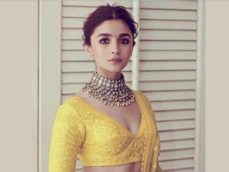 RRR: మగధీర నుంచే రాజమౌళిపై కన్ను, నా పాత్ర కష్టమే.. మైండ్ బ్లోయింగ్ అంటున్న అలియా!