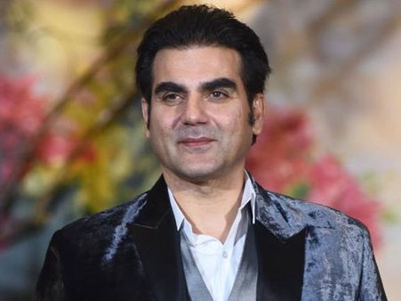 రెండు సినిమాలకే కనిపించకుండా పోయారు.. నా సక్సెస్‌కు మా అన్న కారణం కాదు!