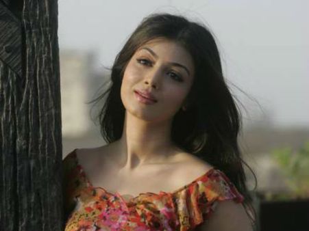 హీరోయిన్‌ ప్రైవేట్ పార్ట్స్‌పై కమెడియన్ నీఛమైన కామెంట్.. ఆమె భర్త ఎవరో తెలిస్తే!