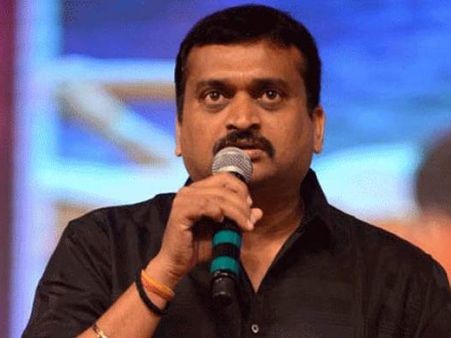 కోటీశ్వరుడే.. కానీ బుర్రలేదు.. బండ్ల గణేష్ గురించి ఆసక్తికరంగా!