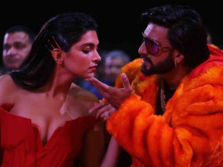 దీపిక, రణ్‌వీర్ కెమిస్ట్రీ మాములుగా లేదుగా.. పెళ్లి తర్వాత కూడా ఆటపట్టించిన..