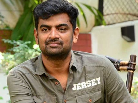 క్రిస్ గేల్‌ జీవితానికి సంబంధం లేదు.. ఓ వ్యక్తి మాటల నుంచి పుట్టిన కథ.. జెర్సీ డైరెక్టర్ గౌతమ్