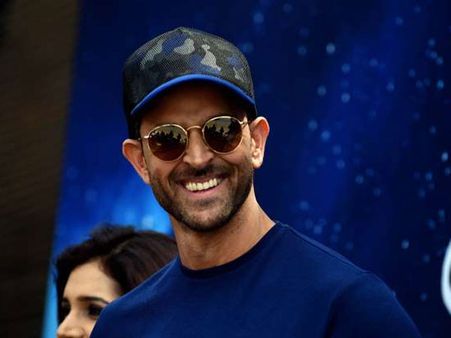 హృతిక్ రోషన్‌కు అపూర్వ గౌరవం.. బరాక్ ఒబామా సరసన చోటు