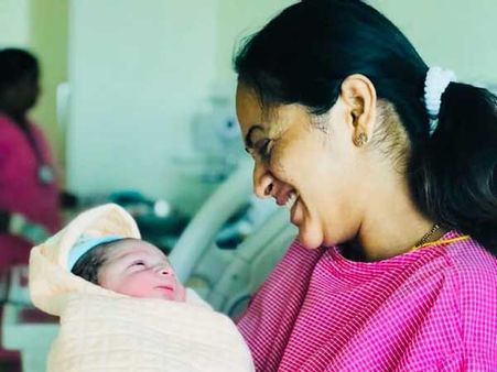 పండంటి మగబిడ్డకు జన్మనిచ్చిన యాంకర్ లాస్య.. ఉగాది సంబరాలు రెట్టింపు!