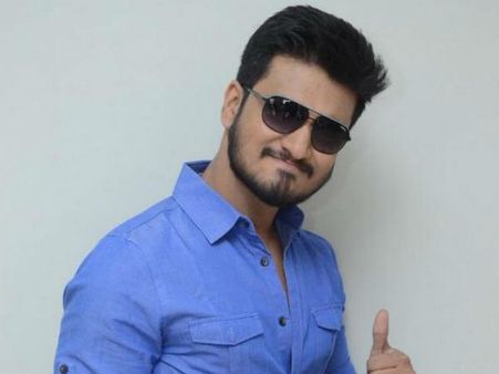 పోలీస్ చేతిలో 36 సార్లు దెబ్బలు తిన్న హీరో నిఖిల్...అప్పుడు సెట్టయ్యాడు!