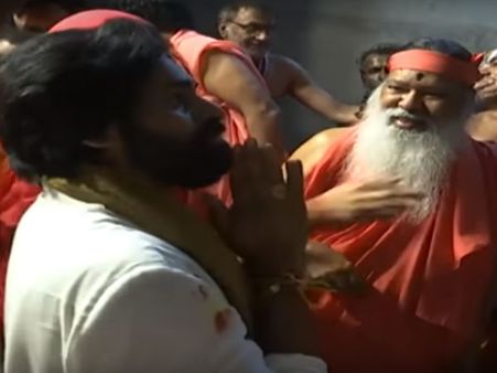 ఆలయానికి పవన్ 1.32 కోట్ల విరాళం.. అన్నదాన కార్యక్రమంలో సామాన్యుడిలా!