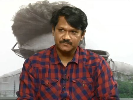 వర్మ తీసేదంతా సొల్లు.. అతడికి పిచ్చిపట్టిందేమో.. యువ దర్శకుడు మండిపాటు