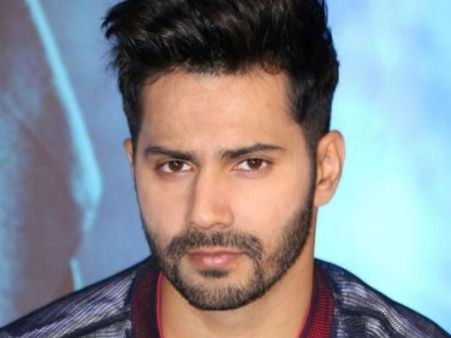 నీ ప్రియురాలిని చంపేస్తా.. స్టార్ హీరో ఇంటి ముందు లేడీ అభిమాని రచ్చ!