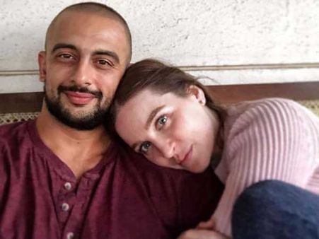 విడాకులు తీసుకొంటున్న మరో సినీ హీరో.. భార్యతో విభేదాలతో