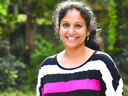 శేఖర్ కమ్ముల ఎలాంటోడు? శ్రీరెడ్డి ఆరోపణల్లో నిజమెంత? అసోసియేట్ చైతన్య ఏమన్నారంటే..