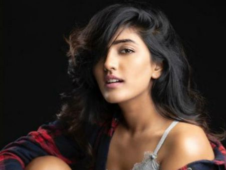 ఈషా అందాలు అక్కడ బాగానే పనిచేస్తున్నాయే! మరి ఇండస్ట్రీ సంగతేంటో..