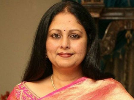 మెగా హీరోలా? అంతకంటే మెగా మెగాలను చూశా... అక్కడ తలవంచాల్సిందే: జయసుధ