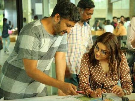 తేజ గొప్ప అవకాశమిచ్చారు.. స్వార్థంగా ఉంటూనే.. కాజల్ ఏమంటుందో చూడండి