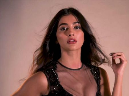 ‘మహర్షి’ హీరోయిన్ పూజా హెగ్డే.. డ్రంక్ అండ్ డ్రైవ్‌లో చిక్కిందా? ఏం జరిగిందంటే...