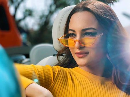 స్టార్ హీరోయిన్‌కు 10 కోట్ల అప్పు ఉన్న తండ్రి.. మొత్తం ఆస్తి 112 కోట్లు!