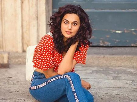 ఆ హీరోతో కలిసి పీకలదాకా మద్యం సేవించిన తాప్సీ, అక్కడే పడుకోవాలని..