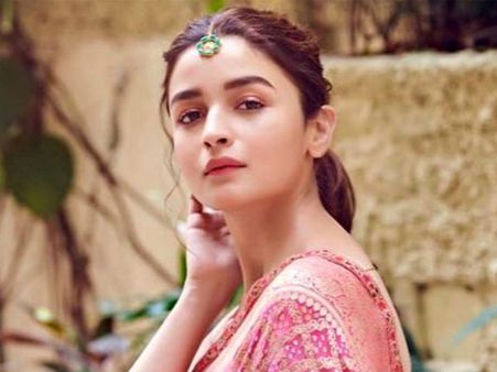 ఆలియా భట్ ఇక అంతా ఓపెనే.. సొంతంగా మీడియా పెట్టిన బ్యూటీ