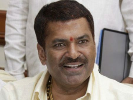 విజయ నిర్మల అన్నం పెట్టిన తల్లి.. ప్రేమను ఎప్పటికీ మరువలేం.. చరణ్ రాజ్ ఉద్వేగం