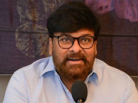 చిరంజీవితో చాలా ప్లస్ అయింది.. ఆయనతో రిలేషన్ అంతే..