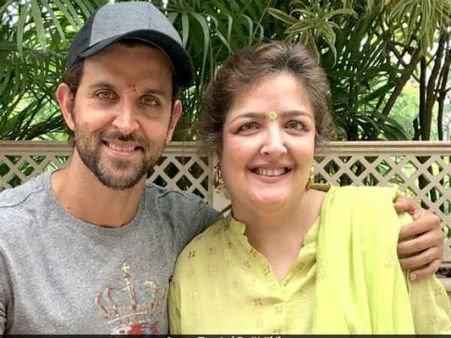 నా లవర్ టెర్రరిస్టు కాదు.. హృతిక్‌పై సోదరి సునైనా ఫైర్