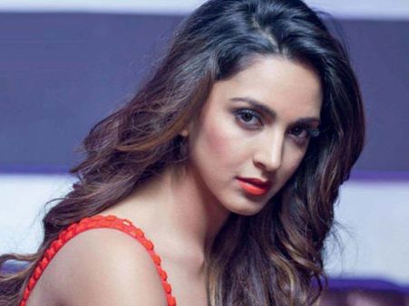 కియారా పదో తరగతి ప్రేమ.. ఆ రోజుల్లోనే పని కానిచ్చేసిందట.. ఇప్పుడు కష్టం అంటోంది