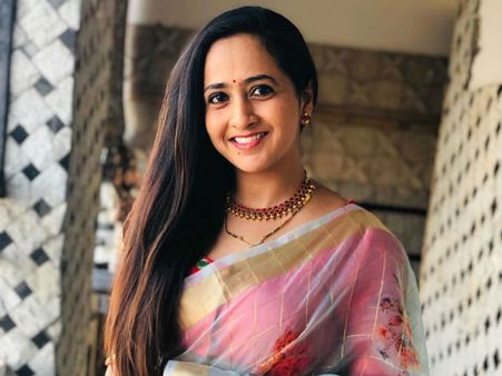 ‘బిగ్ బాస్ 3’ ద్వారా యాంకర్ లాస్య రీ ఎంట్రీ... ఇన్నాళ్లు అందుకే దూరం!