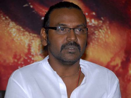 రాఘవ లారెన్స్ చేతికి మళ్లీ లక్ష్మీబాంబ్.. గొడవలు సద్దుమణిగి అక్షయ్‌తో