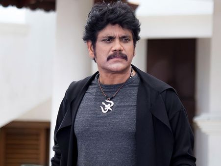 కేవలం హీరోయిన్లకే కాదు.. నాగార్జునకూ తప్పడం లేదు.. సెన్సేషన్ అవుతున్న ఇష్యూ