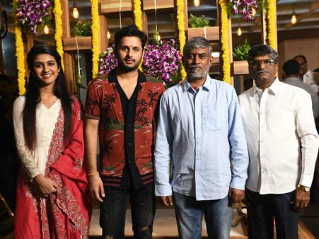 నితిన్, రకుల్, ప్రియావారియర్ కాంబోలో వి. ఆనందప్ర‌సాద్ న్యూ మూవీ స్టార్ట్