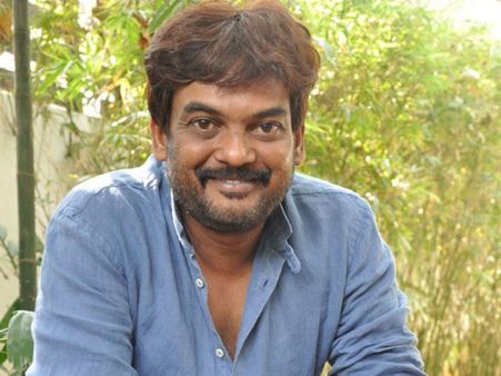 అట్రాక్ట్ చేస్తున్న పూరి ఆఫర్.. ఆచరణలో సాధ్యమేనా..?