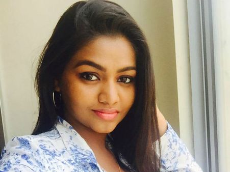 పడుకుంటే విజయ్ దేవరకొండ మూవీలో ఛాన్స్ ఇస్తానన్నాడు... దర్శకుడిపై నటి సంచలనం!