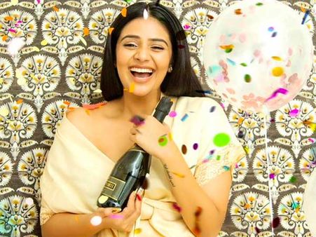 మందు కొట్టే అలవాటు ఉందా? నిజాయితీగా ఒప్పుకున్న యాంకర్ శ్రీముఖి!