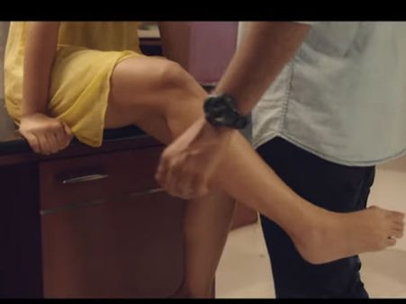 వైరల్ వీడియో: యంగ్ హీరో రొమాంటిక్ సెన్స్.. హీరోయిన్‌తో రెచ్చిపోయి రొమాన్స్