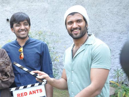 విజయ్ దేవరకొండకు పోవాల్సిన 'మల్లేశం' ప్రియదర్శి చేతికి