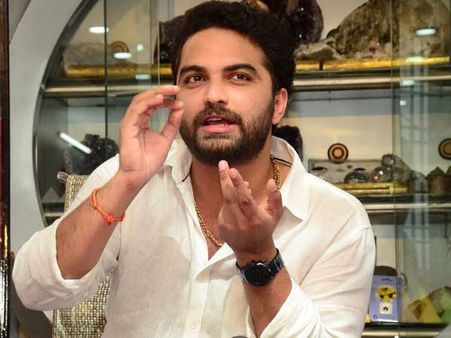 నోరుపారేసుకొన్న సినీ హీరో విశ్వక్‌సేన్.. ‘పిచ్చి లంxx కొడుకులు’ వ్యాఖ్యలపై వివరణ