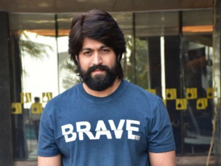 హీరో యష్ సరికొత్త లుక్.. పక్కా బిజినెస్ మెన్‌గా మారాడా?