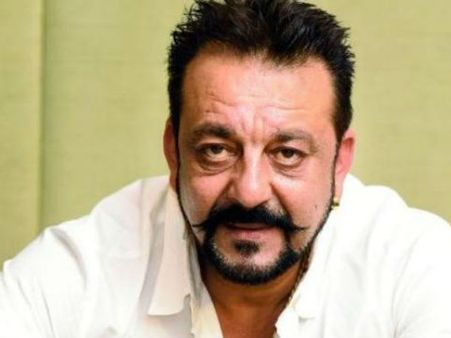 కెజిఎఫ్ 2 అధీరా పాత్ర అవెంజర్స్‌లో థానోస్‌లా ఉంటుంది: సంజయ్ దత్