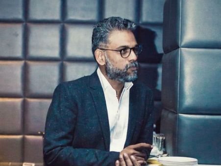 మెగా ఫ్యామిలీ నుంచి మరో హీరో.. ఆలస్యమైనా వాళ్ల ఒత్తిడి మేరకు ఇలా.!