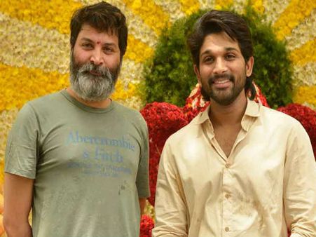 బన్నీ - త్రివిక్రమ్ సినిమాకు అదిరిపోయే టైటిల్.. దానికి మించి..